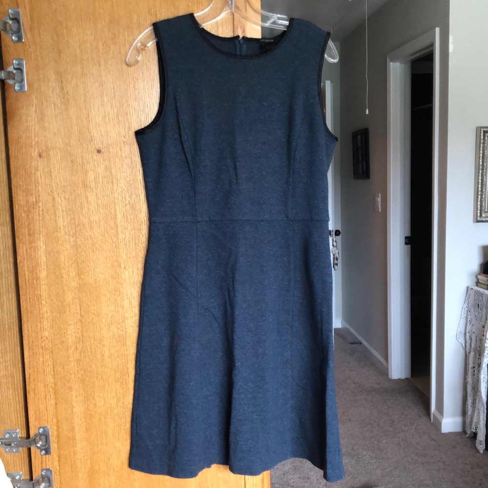 Ann Taylor sleeveless dress